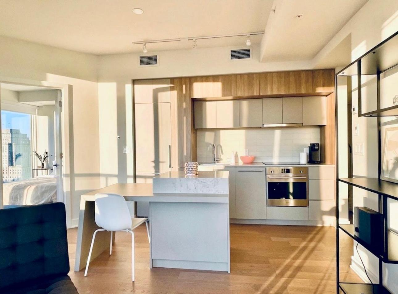 Spectacular Skyline Views - Downtown Montreal - Luxury Condo & Penthouse Стая снимка